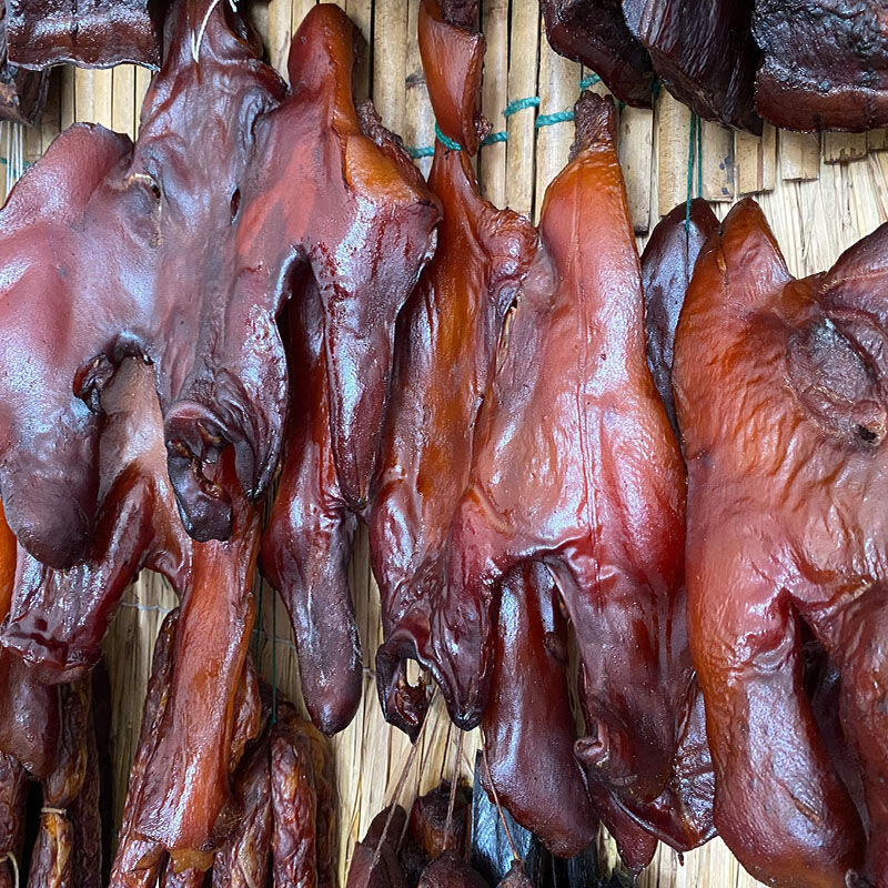 1个完整腊猪脸肉农家柴火烟熏腊猪头皮湖南特产烟熏腊味1斤腊猪脸