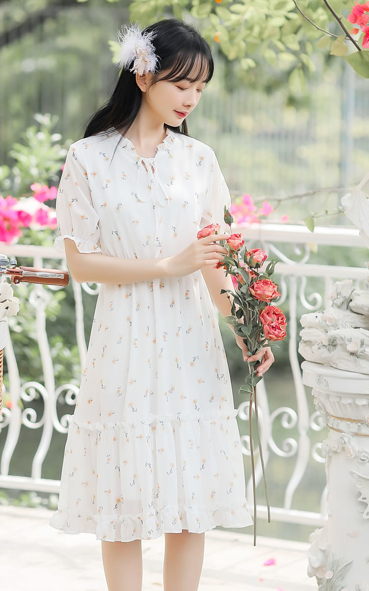 雪纺碎花连衣裙女设艳小清新温柔风甜美碎花休闲清爽夏季 白色 s 95斤