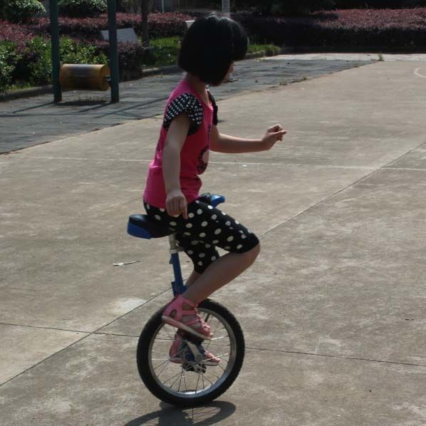 独轮车24粗胎独轮车成人杂技独轮自行车独轮车小学生独轮车独轮车黑色