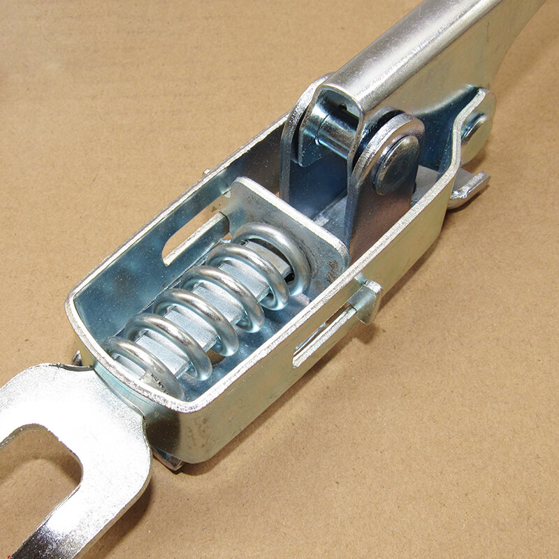 长安新豹t3栏板扣单双排小货车厢锁扣跨越x3尾门拦板扣挂钩车1个毛巾