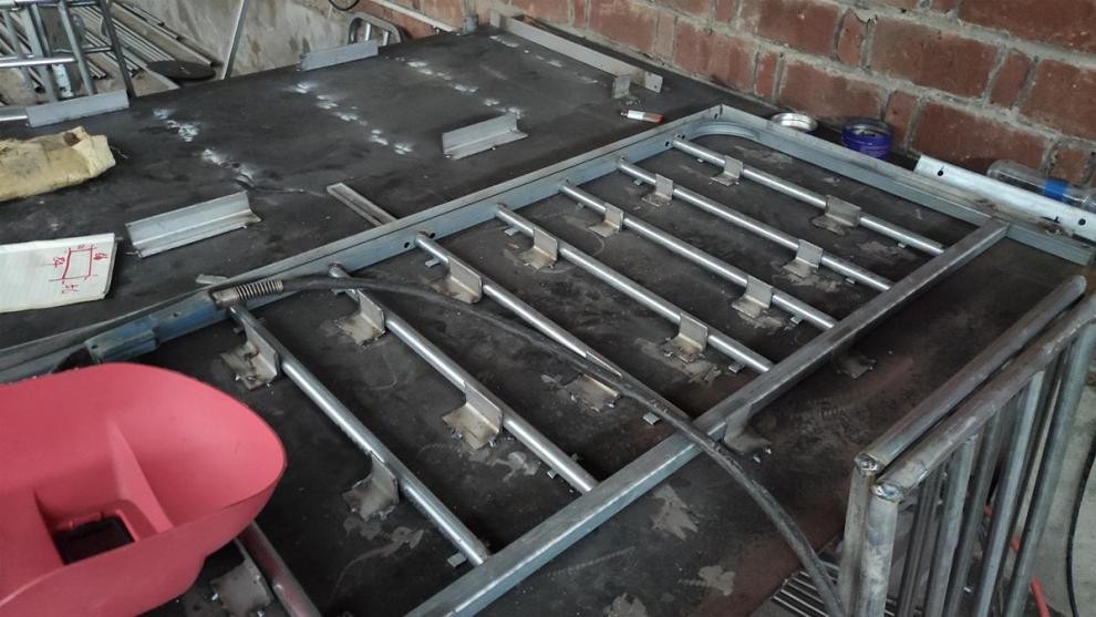 幻翎抓猪笼子卖猪笼上车款养殖装猪铁猪笼不锈钢带轮多功能装车猪笼