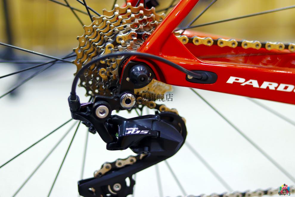 闪电速发现货瑞豹pardusribinsport知更鸟碳纤维轻公路车r7000套件