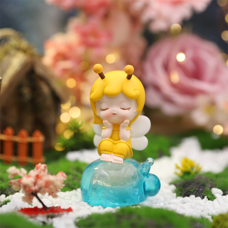 迪士尼(disney)新款森之小蜜蜂带灯盲盒盒潮玩少女心盲盒送闺蜜节日