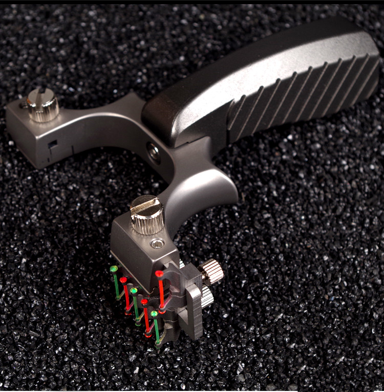 高端钛合金21钛合金扁皮弹弓高精度惊雷快压弓阿拉善石蓝奇策户外惊魂