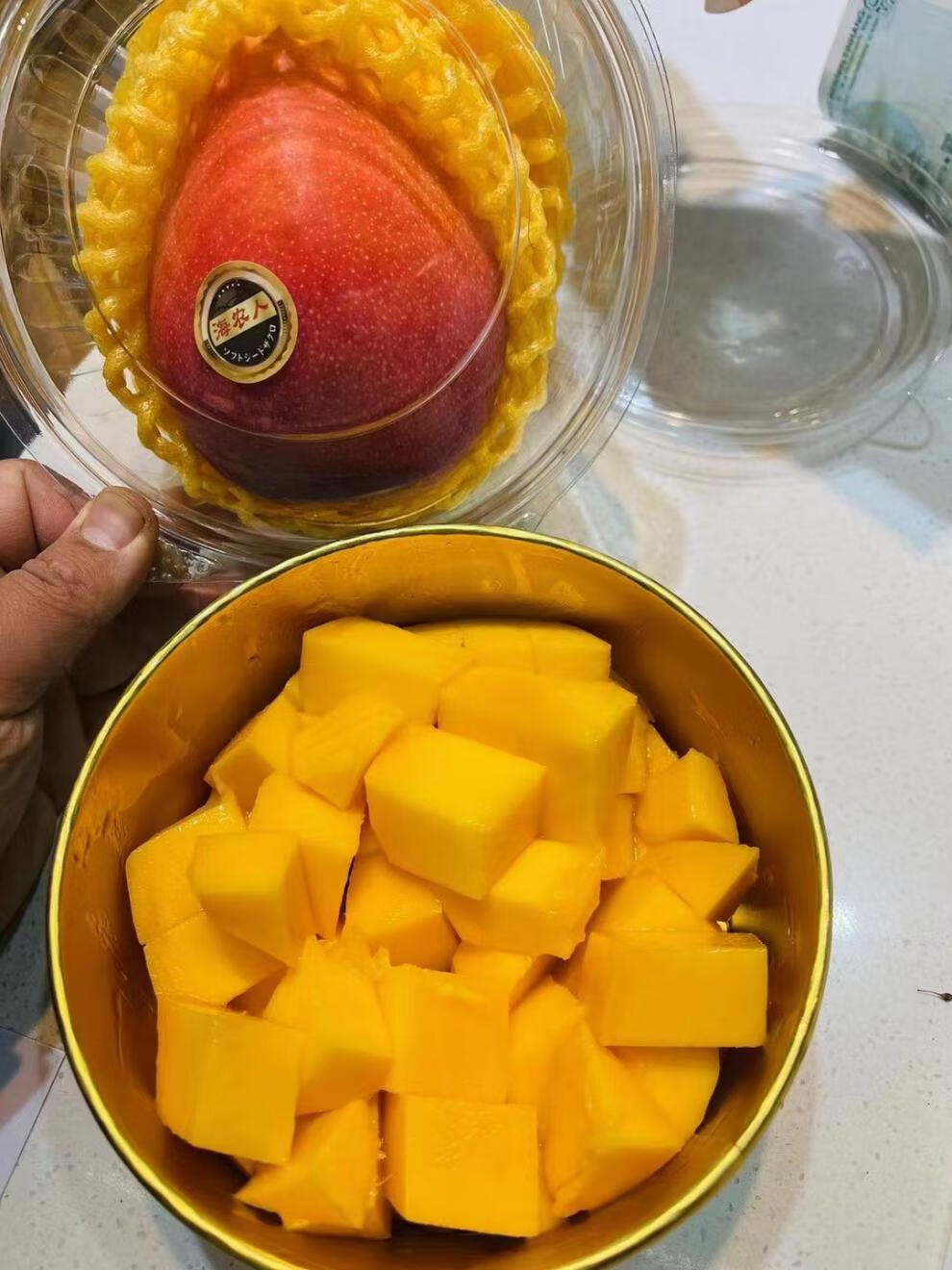 现货顺丰空运太阳之子芒果海南香甜好吃5斤礼盒装34枚浓郁甜整箱5斤