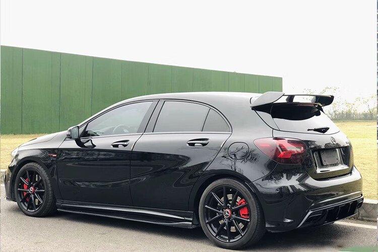 2022新款适用于w176奔驰a级改装小包围a45 amg碳纤维前铲侧裙后唇尾翼