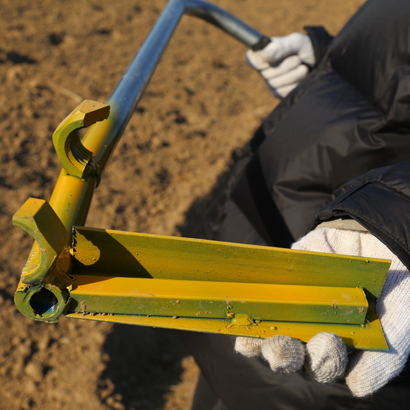 商品名称:插管神器大棚钢管打洞机养殖温室骨架配件大全小拱棚支架拔