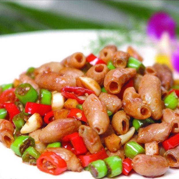 新鲜鱼肚一级巴沙鱼肚龙利鱼免浆鱼肚巴沙鱼鱼柳饭店酒店批发每袋鱼肚