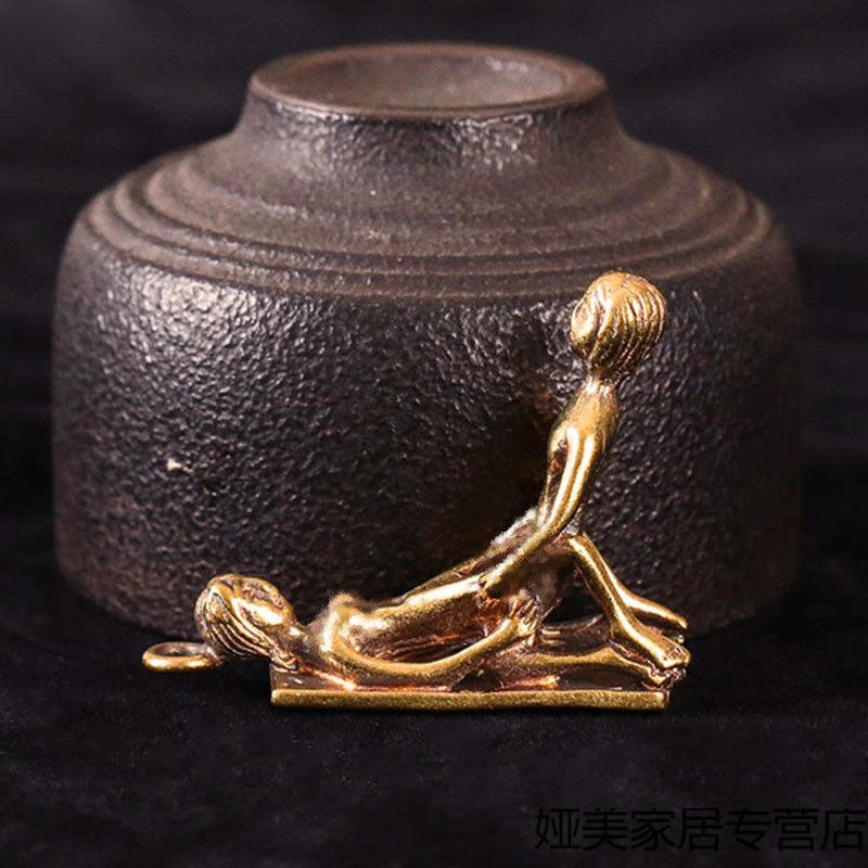 可狄 实心夫妻男女情趣摆件品仿古挑逗床上小铜人吊坠挂件全套 款式七