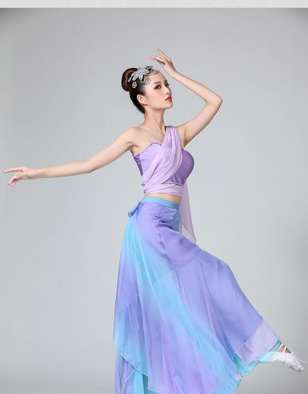 女装 旗袍 稚彼 傣族舞蹈演出服装女舞民族舞蹈表演服艺考孔雀舞练习