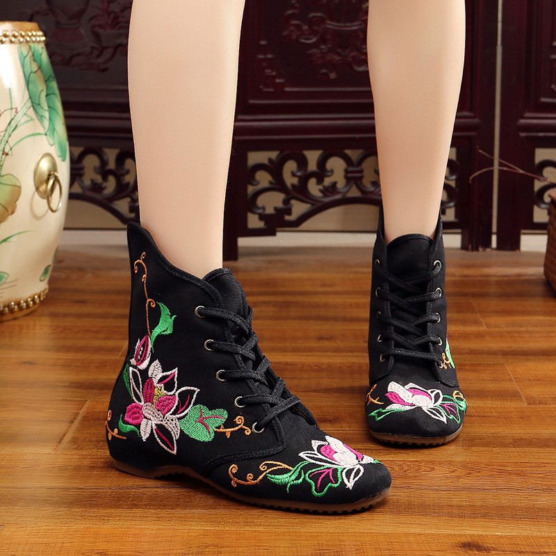 内增高民族风绣花鞋女单靴牛筋底广场舞跳舞中老年妈妈高帮舞蹈鞋红色