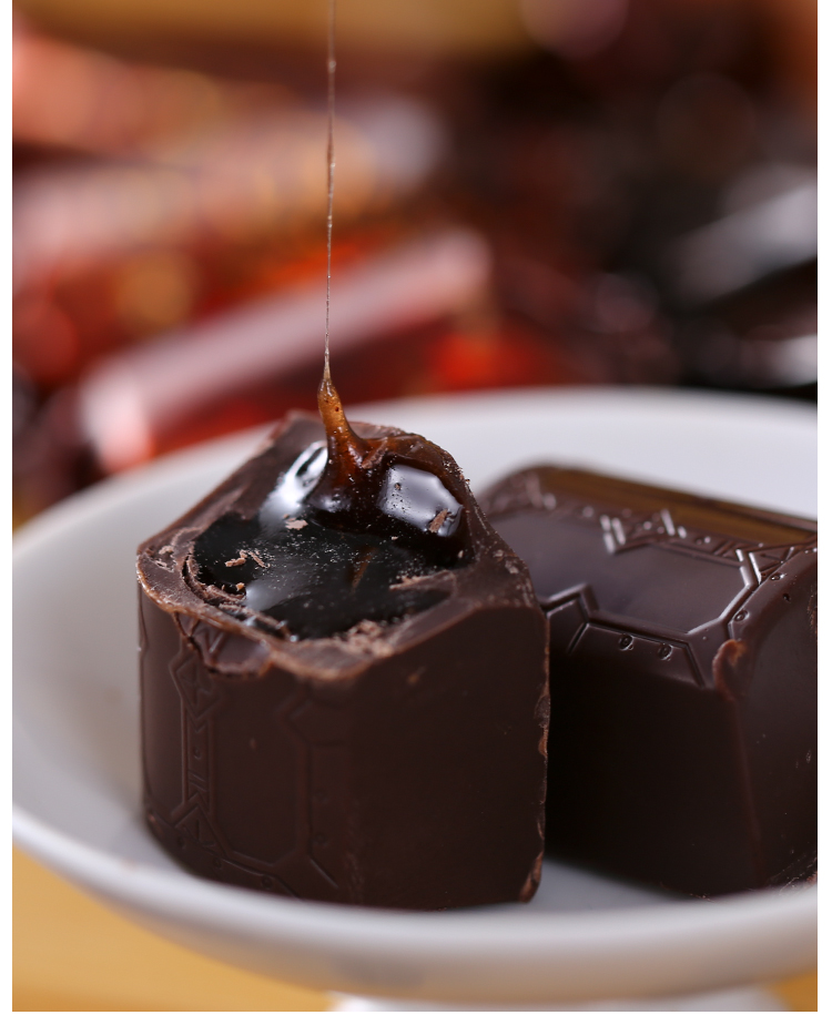 进口俄罗斯russia酒心巧克力糖果威士忌酒味休闲零食喜糖年货圣诞礼物