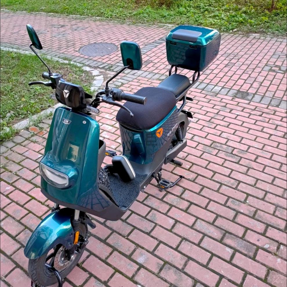 雅迪de3尾箱适用于de1de3de8dm6dt6dq6dv6dt5专车色后备箱储物箱箱子