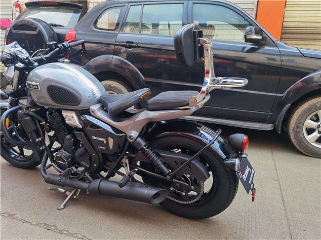 长江cj400/650bobbie三轮摩托车保险杠靠背尾箱水箱护网前挡风 后靠背