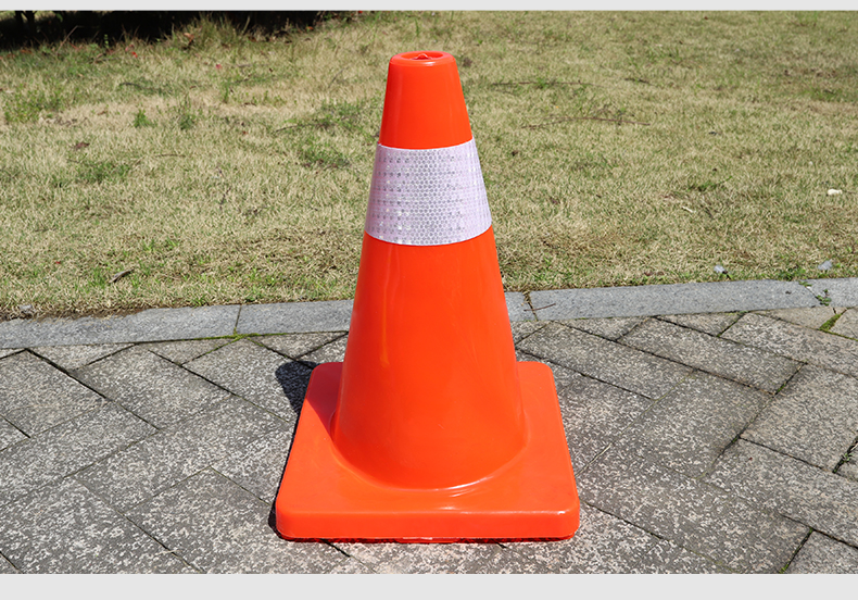 远燕pvc路锥反光圆锥70cm橡胶pvc塑料路锥反光警示锥桶雪糕筒路障锥