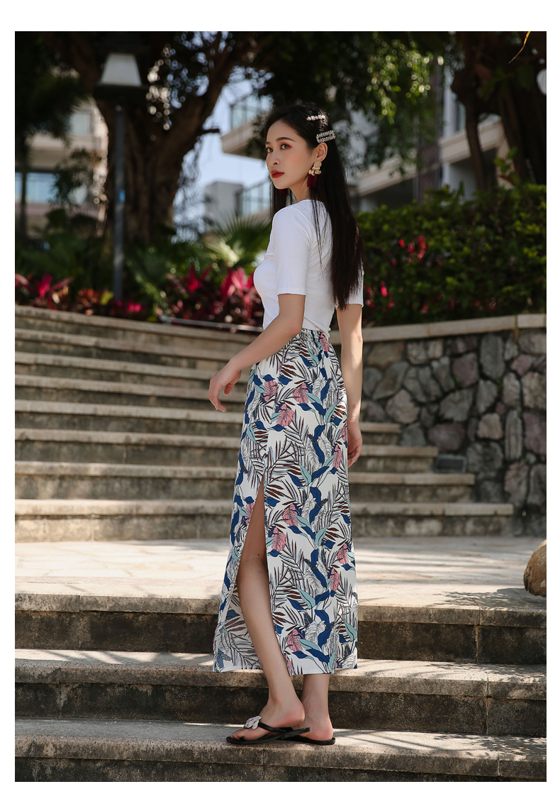 傣族服装泰国西双版纳裙直筒开叉夏休闲海边度假半身雪纺树叶印花修身