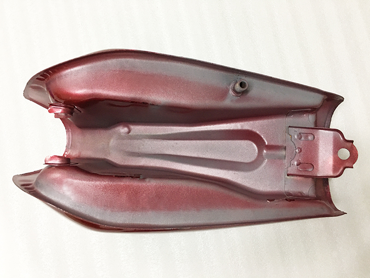 适用于五羊本田摩托车油箱男装125幸福珠江cg125捷达100加厚燃p款油箱