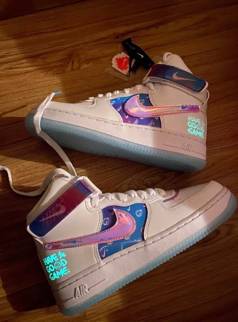 耐克[高品质] af1空军一号电玩镭射像素开括者王源同款板鞋子 镭射白