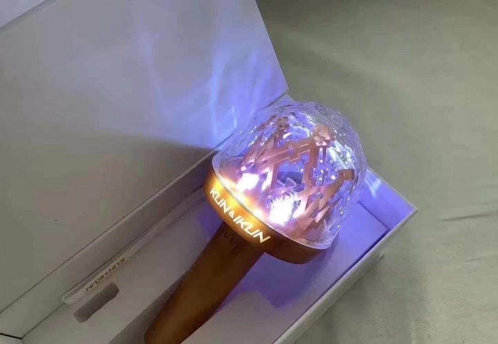 品质严选2021新款蔡徐坤应援灯皇冠灯ninepercent蔡徐坤演唱会应援棒