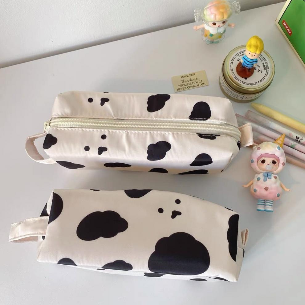 讬辰奶牛笔袋女学生初中生ins风可爱软萌大容量高颜值收纳袋只要笔袋