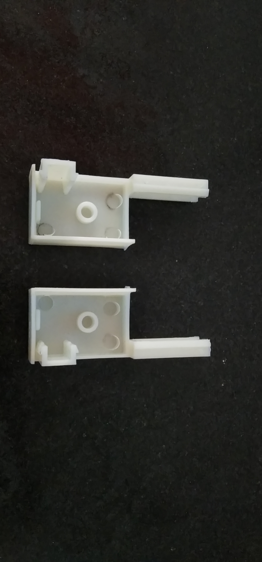 老款隐形卷筒纱窗配件塑料通用款上下拉卷帘式配件纱盒堵弹簧卡扣