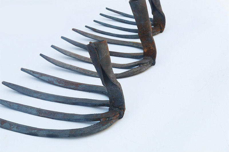 耙子手工耙子锻打四齿农用工具园艺水泥耙铁钉耙菜园开垦松土种菜抓钩