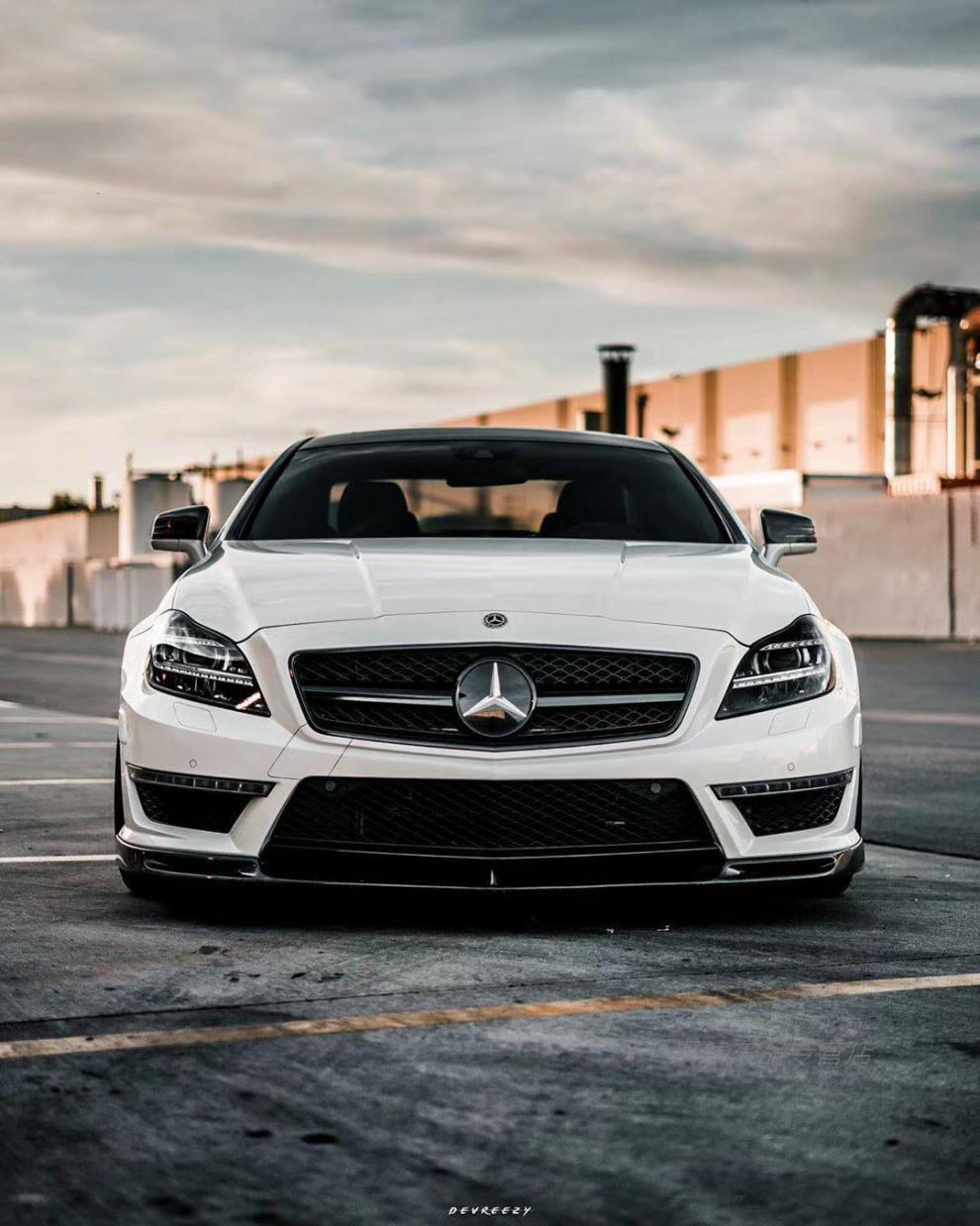 适用于w218奔驰cls63amg改装小包围碳纤维前唇前铲侧铲后唇尾翼 v款前