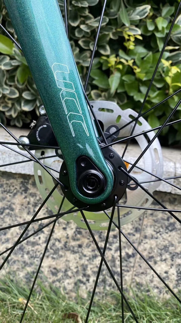 2022款ucc运动自行车新款油压碟刹碳纤维公路车赛车竞赛车冲击波