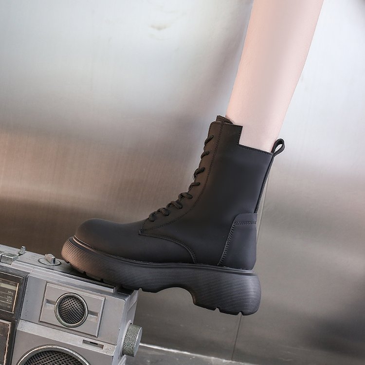 高中学生女孩马丁靴初中少女生马丁鞋厚底增高女烟筒中筒靴英伦风