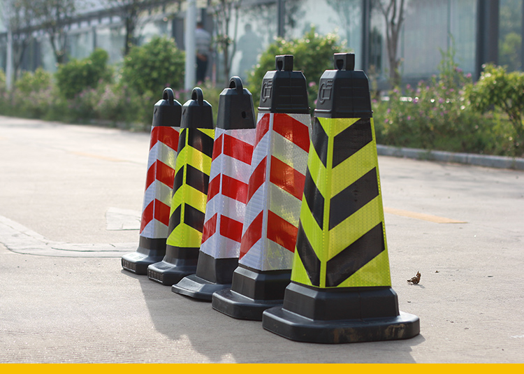 雪糕桶75厘米禁止停车锥70雪糕筒反光方锥橡胶路锥路障雪糕桶 75厘米