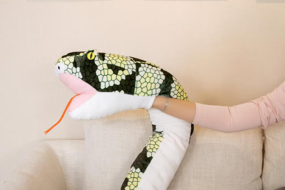 卡贝伯爵新品仿真蟒蛇手偶毛绒玩具动物园礼物眼镜蛇公仔玩偶520情人