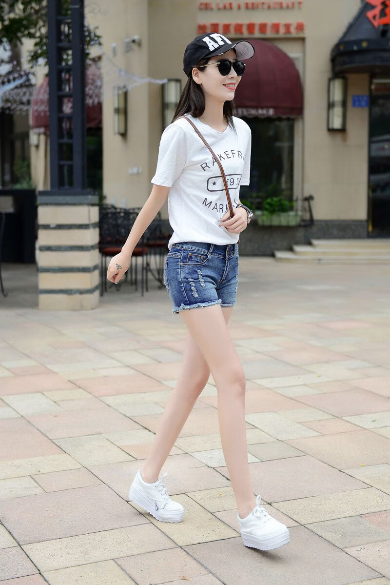 户外免脱心机紧身牛仔裤女镂空隐形拉链开口短裤野外方便热裤夏季成人