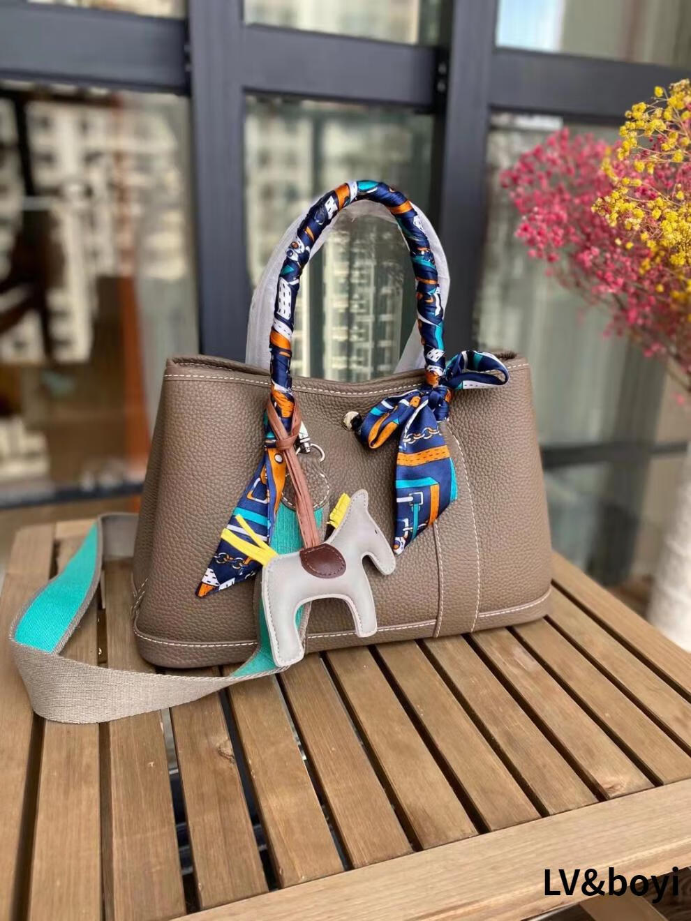 lv&boyi奢侈品官方品牌包包荔枝纹头层牛皮花园包2022大容量妈咪包