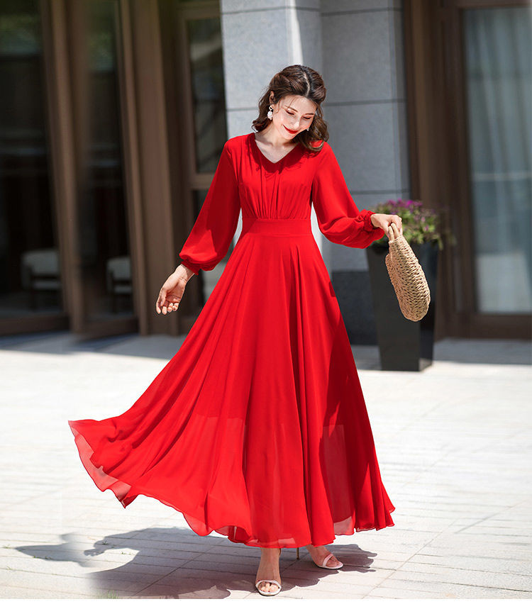 大红色雪纺沙滩裙超长款秋季连衣裙海边度假长袖大摆超仙长裙飘逸网红