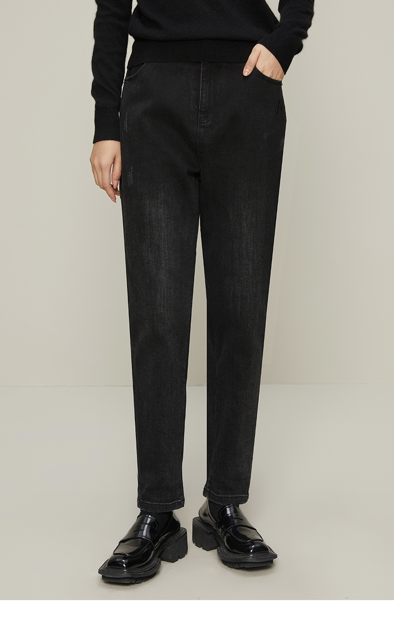 曼德诗黑色高腰厚款加绒牛仔裤女2021秋冬字母瘦腿修身保暖直筒裤黑色