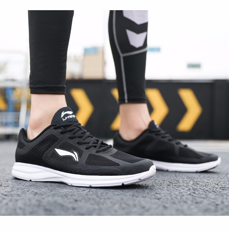 李宁男鞋运动鞋男网鞋夏季新款休闲鞋网面透气轻便跑步鞋新基础黑基础