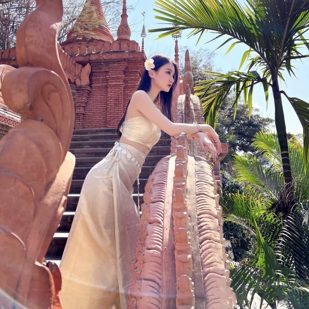 西双版纳傣装鞠婧祎网红同款傣族女装傣泰民族服装女舞蹈裙子 鞠同色