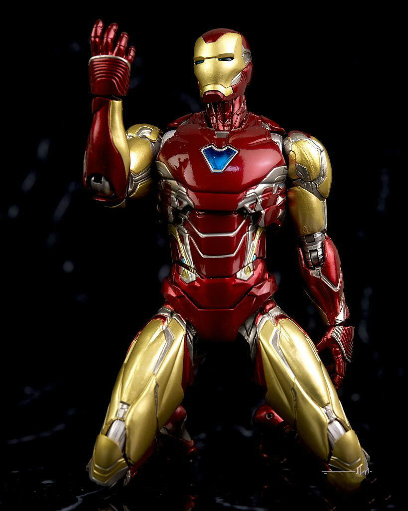 xq钢铁侠马克纳米战甲机甲人仔玩具合金模型男孩生日礼物mk50纳米二代