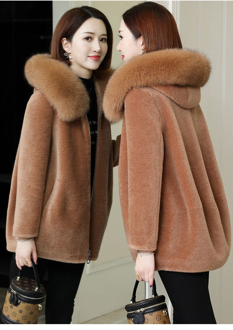 香港轻奢羊剪绒皮毛一体大衣女大码羊羔毛宽松连帽仿狐狸毛皮草外套中
