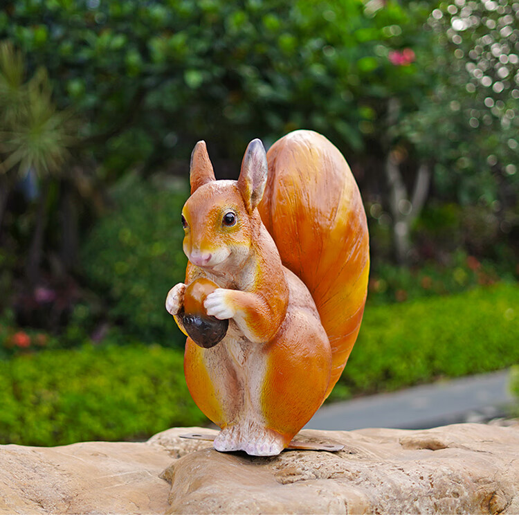 仿真大型松鼠雕塑假的塑料园区景观动物摆件摆设小品模型草坪室外松鼠