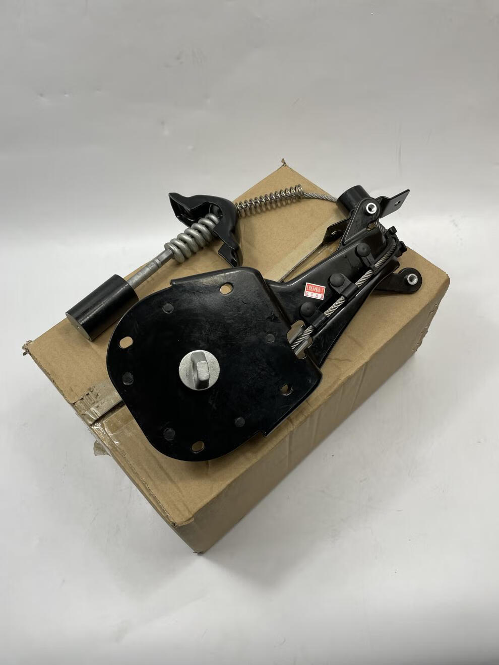 公鹤 适用 路虎揽胜发现5后备胎固定支架备胎升降器罗盘绞盘轮胎托架