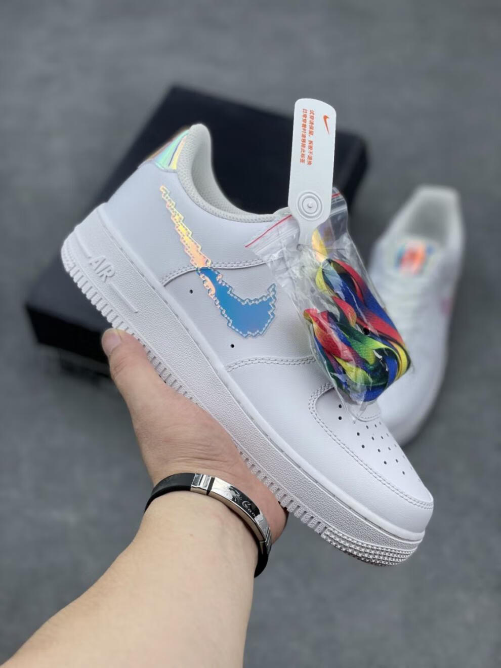 【官方旗舰】1彩虹镭射亮眼色彩七彩反光空军一号休闲鞋cv1699-100