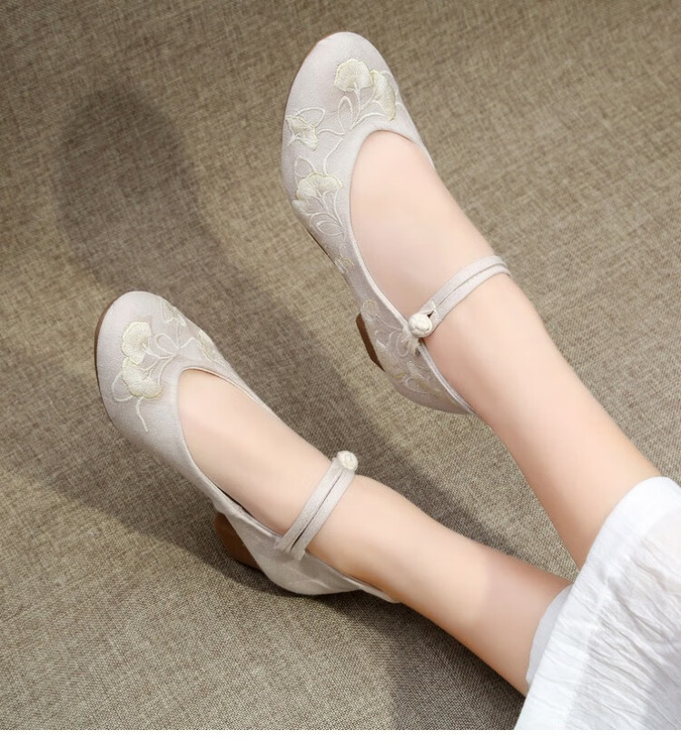 旗袍鞋春秋冬配旗袍的鞋女高跟软底复古老北京绣花茶服布鞋古风汉服鞋