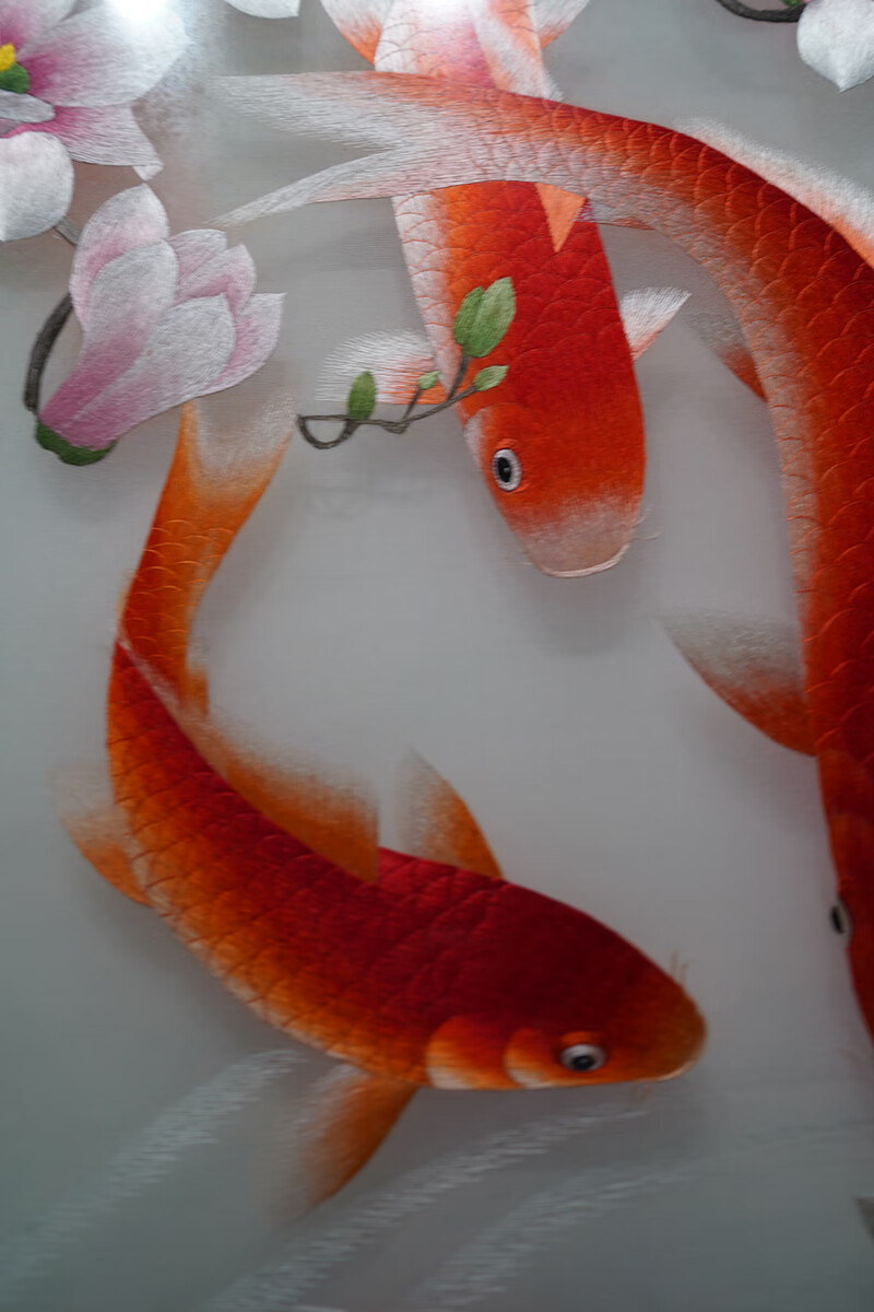 鱼戏花锦鲤纯手工刺绣精品玄观挂画新中式过道壁画高端大气上档次闪康