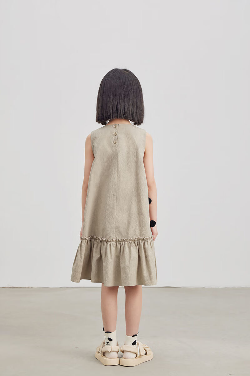女童连衣裙夏季布裙2022新款洋气公主裙小女孩无袖儿童夏装裙子卡其色