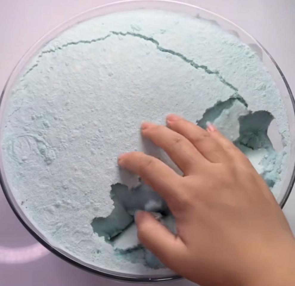 脆皮冰山泥 脆皮冰山泥史莱姆起泡胶棉花泥双玩儿泥六一玩具 天蓝色