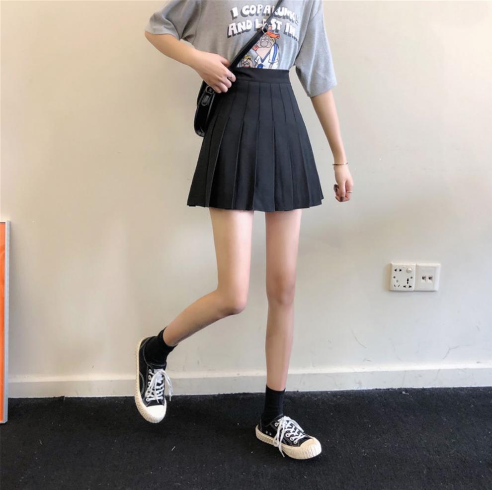 夏天百折裙学生青少女生女短裙性感春夏显瘦初中高中生新款半身裙子