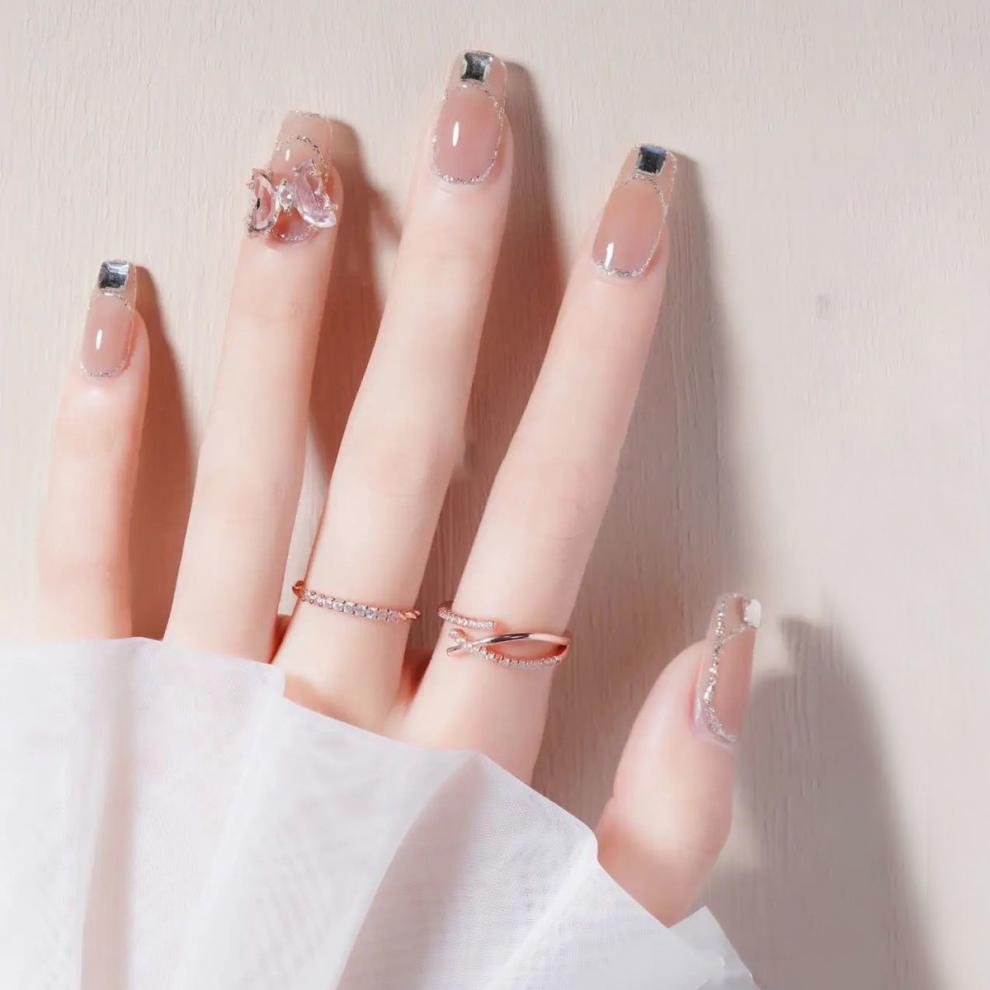 现发假指甲贴片可拆卸法式长款穿戴甲成品网红ins芭蕾链条款美甲贴片