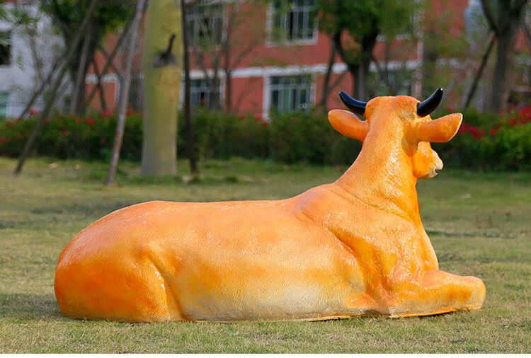 仿真黄牛雕塑摆件动物摆设西门塔尔牛大模型园林景观公园装饰户外米