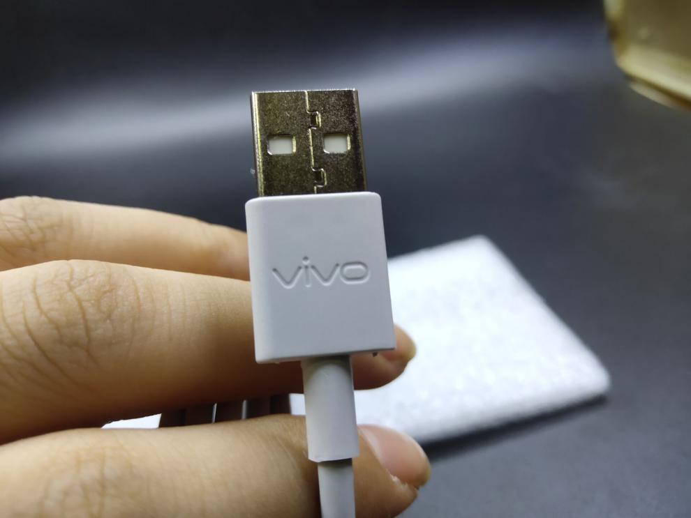 vivo y3s原装充电器数据线y3s充电头充电线直充手机包装盒子 y3原装充